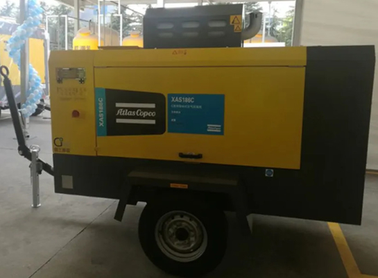 Portable Compressor XAS186C for High-Performance Air Compression Solutions
