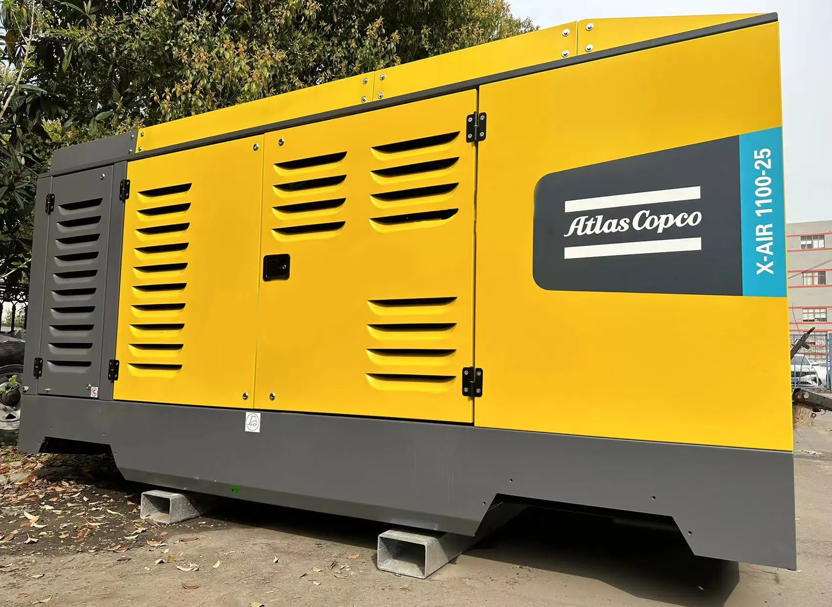 Boost Your Productivity with Our High-Performance Portable Compressor X ...